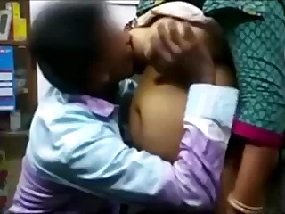 Indian aunty fucked in inform on